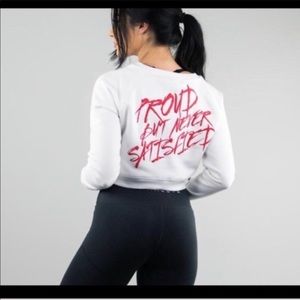 LOOKING FOR THIS SWEATER!